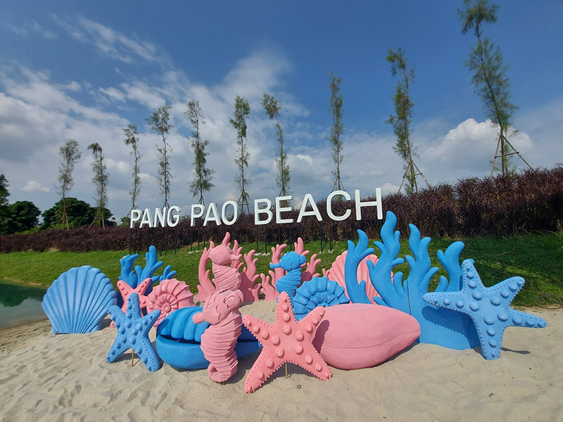 Sky Beach Cafe - Starfish Sculptures